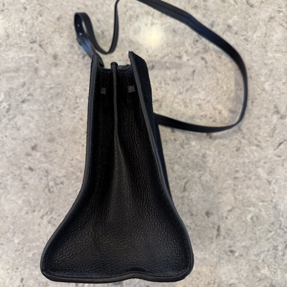 NWOT KATE SPADE NEW YORK HAYES SUEDE SMALL SATCHEL BLACK - Picture 9 of 10